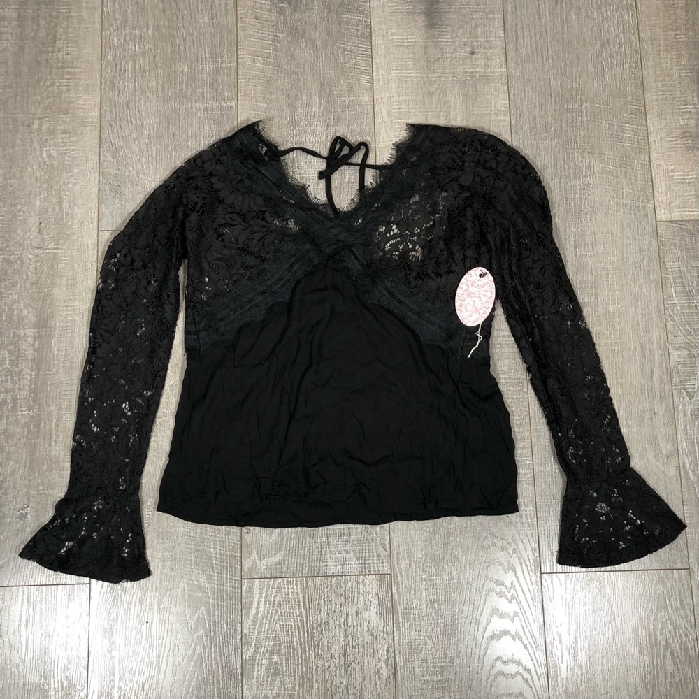 RUSH Women’s Top Lace Sleeve V-neck Blouse Size M